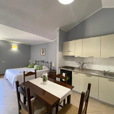 La Apartment *