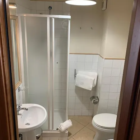 La Apartment *