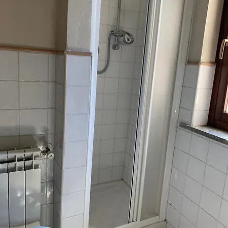 La Apartment *