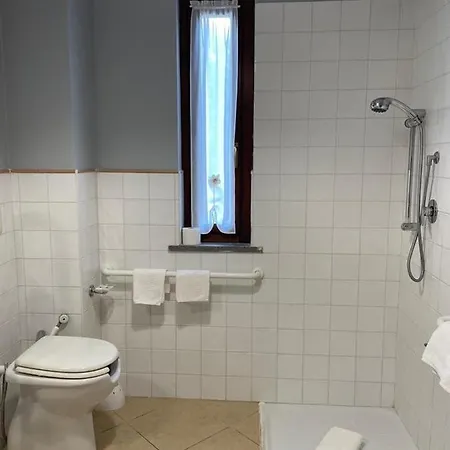 Apartment La *