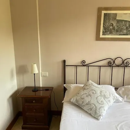 La Apartment *