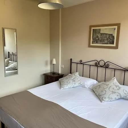 Apartment La *
